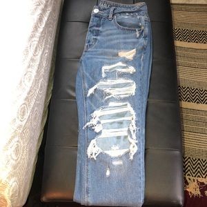 AE Tomgirl Jeans